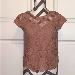 Short sleeve top